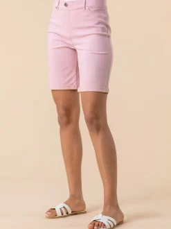 Lichtroze - Roman stretch short met omgeslagen zoom