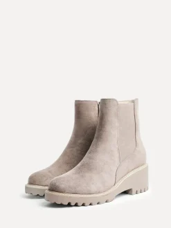 Linzi Attend Chelsea Wedge Boots