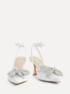 Linzi Bruidskleding Angela Satijn Diamante Strik detail pumps