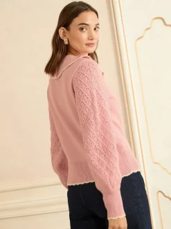 Love & Roses - Behaaglijke pointelle top met kraag en ajourgebreide mouwen