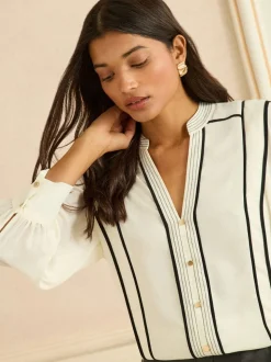 Love & Roses Contrast 3/4 Sleeve Notch Neck Blouse