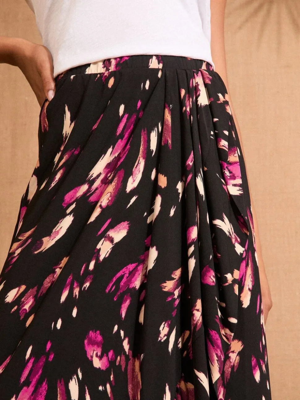 Love & Roses Midi Skirt