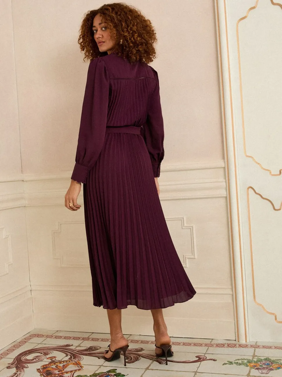 Love & Roses Pleated Detail Midi Dress