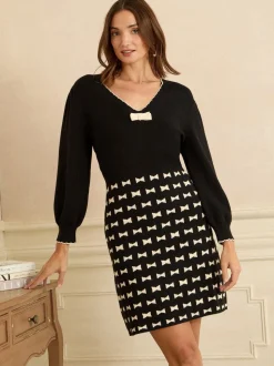 Love & Roses V-Neck Knitted Mini Dress