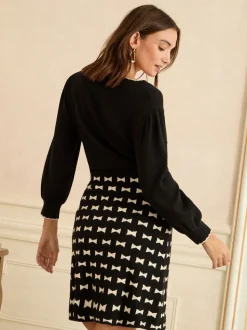 Love & Roses V-Neck Knitted Mini Dress