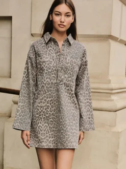 Luipaardprint - Mini Long Sleeve Utility Denim Dress