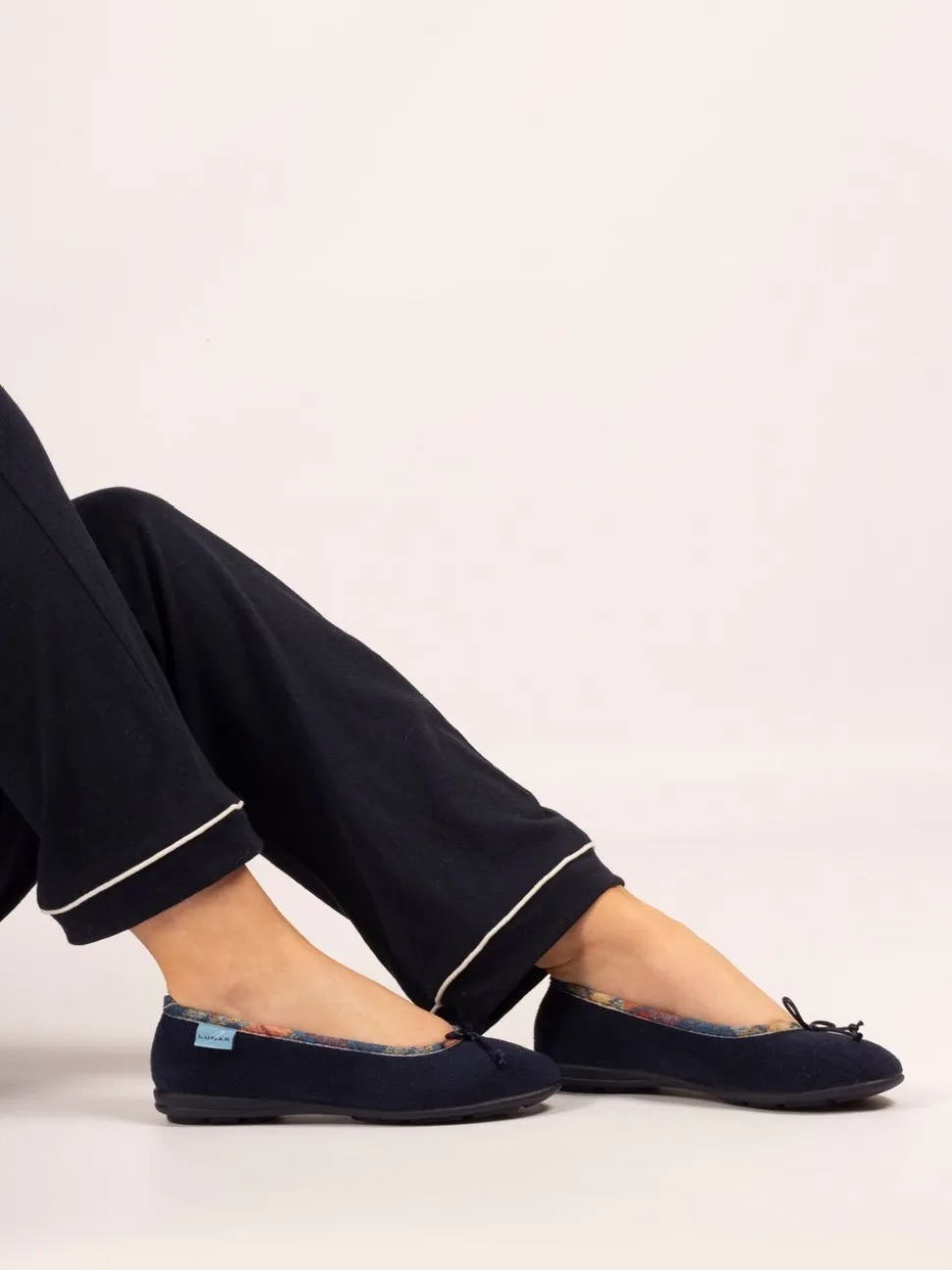 Lunar Bow Tartan Trim Pump Slippers