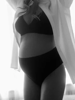 Mamalicious Maternity High Waist Control Briefs 2 Pack Knickers