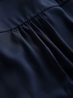 Marineblauw - Blouse met V-hals en korte mouwen
