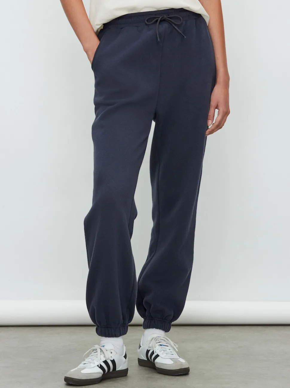 Marineblauw - Essentiële jersey joggingbroek met manchetten