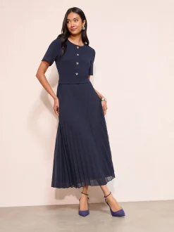 Marineblauw - Friends Like These Button Down 2-In-1 Pleated Dress