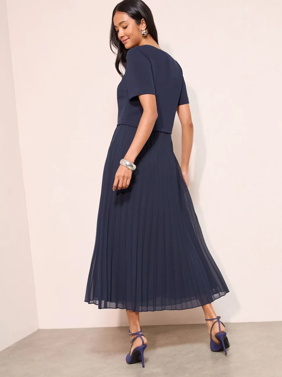 Marineblauw - Friends Like These Button Down 2-In-1 Pleated Dress