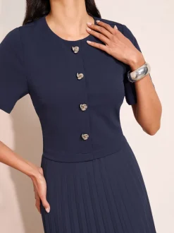 Marineblauw - Friends Like These Button Down 2-In-1 Pleated Dress