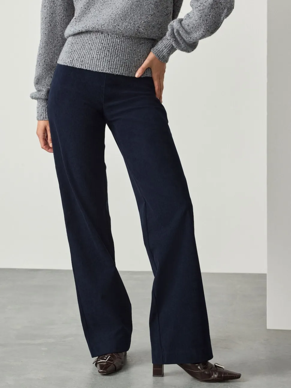 Marineblauw - Gladmakende corduroy wijde pijpen broek
