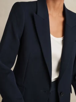 Marineblauw - Reiss Gabi maatsnit-kostuumblazer met enkele knoopsluiting