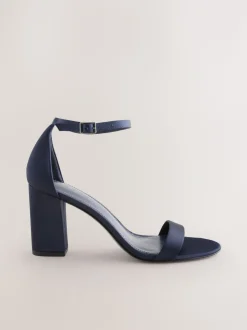 Marineblauw - Sandalen met blokhak