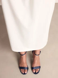 Marineblauw - Sandalen met blokhak