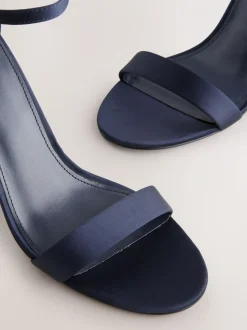 Marineblauw - Sandalen met blokhak