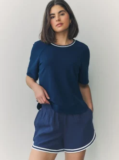 Marineblauw - Sportshort met contrasterende Streep