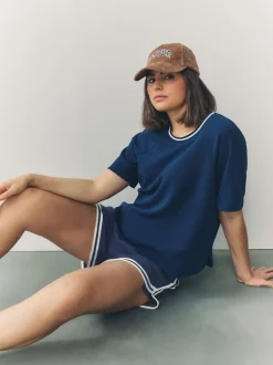Marineblauw - Sportshort met contrasterende Streep