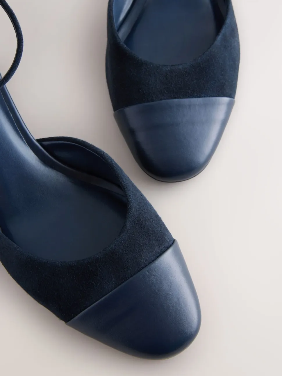 Marineblauw suède - Toe Cap Block Heels
