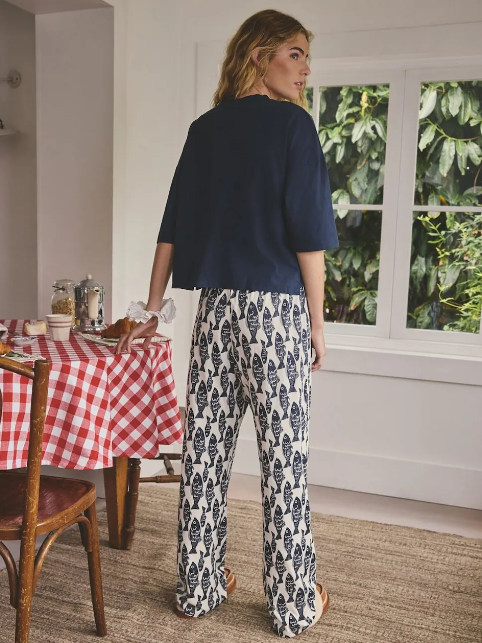 Marineblauwe vis - Katoenen pyjama met korte mouw