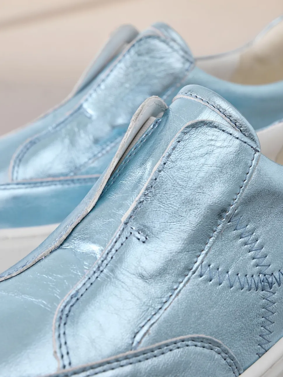 Metallic - Signature leren instapsneakers met dikke zool en plateauzool