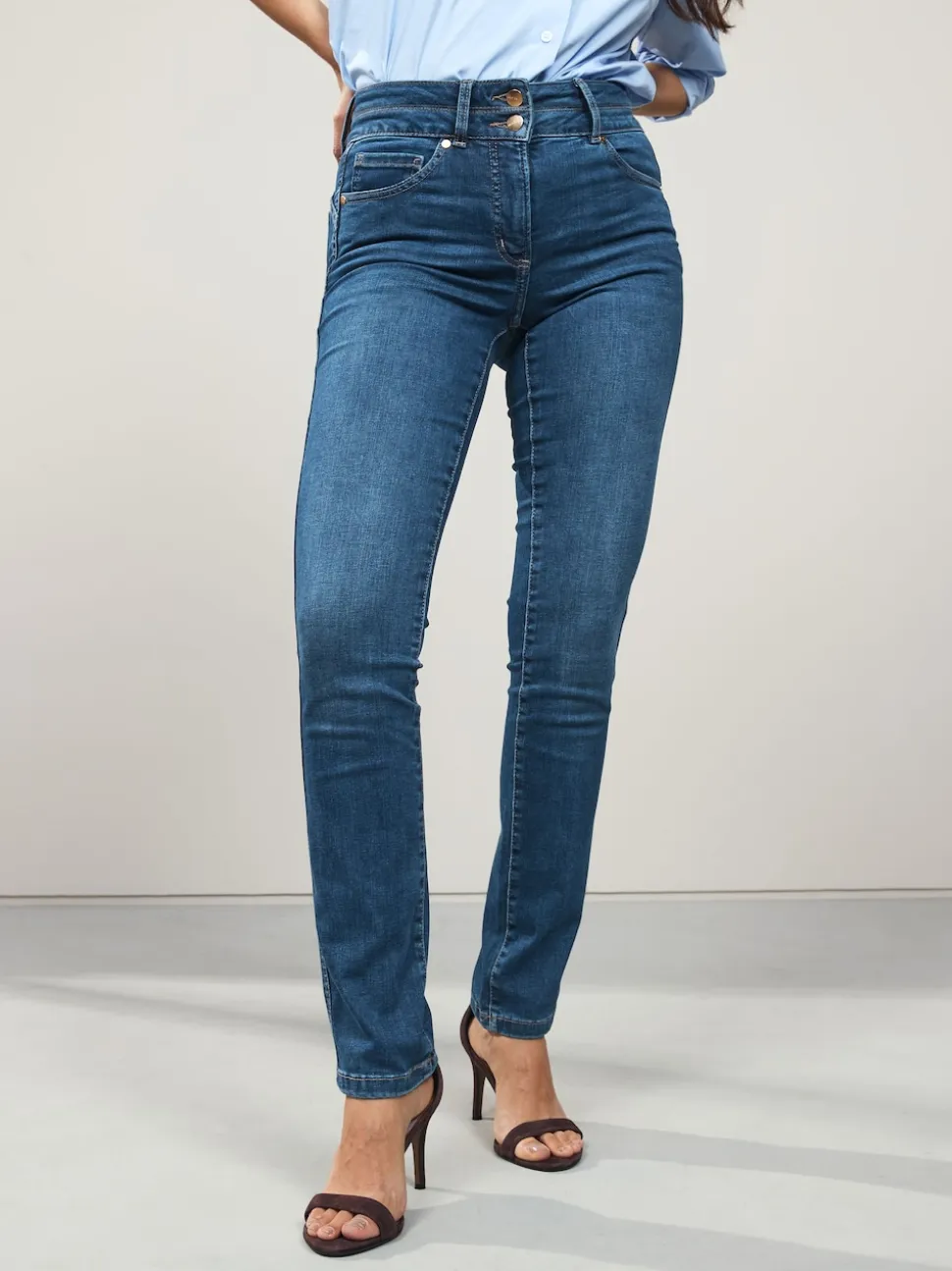 Middenblauw denim - Figuurvormende slim jeans