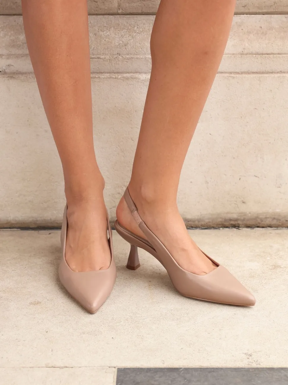 Mokka - Linzi Presley pumps met naaldhakken en spitse neus