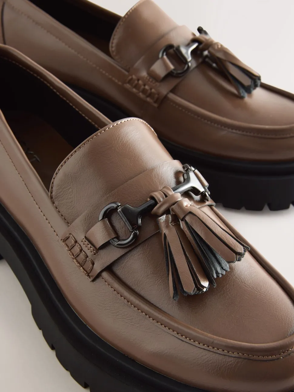Mokkabruin - Forever Comfort Chunky Platform Tassel Loafers