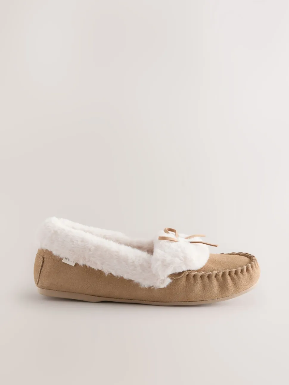 Mokkabruin - Moccasin Suede Slippers