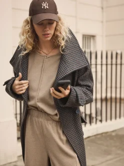 Mokkabruin - Soft Brushed Finish Slouch Neck Longsleeve Sweatshirt