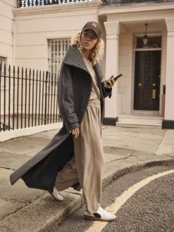 Mokkabruin - Soft Brushed Finish Barrel Leg Trousers