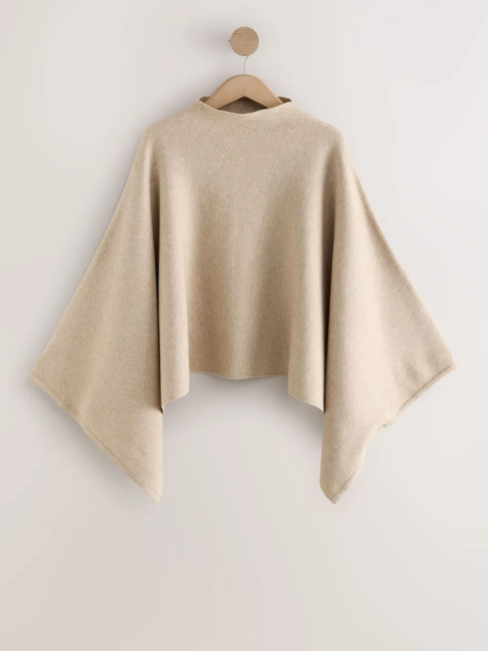 Moutkleurig - Fine Knit Cape Poncho