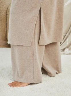 Moutkleurig - Laura Ashley gebreide loungebroek