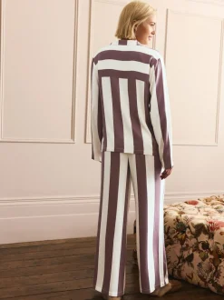 Naturel met strepen - Pyjama's met knoopsluiting