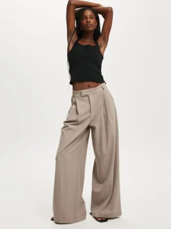 Natuurlijk - Cotton On Izzy Pleated Trousers
