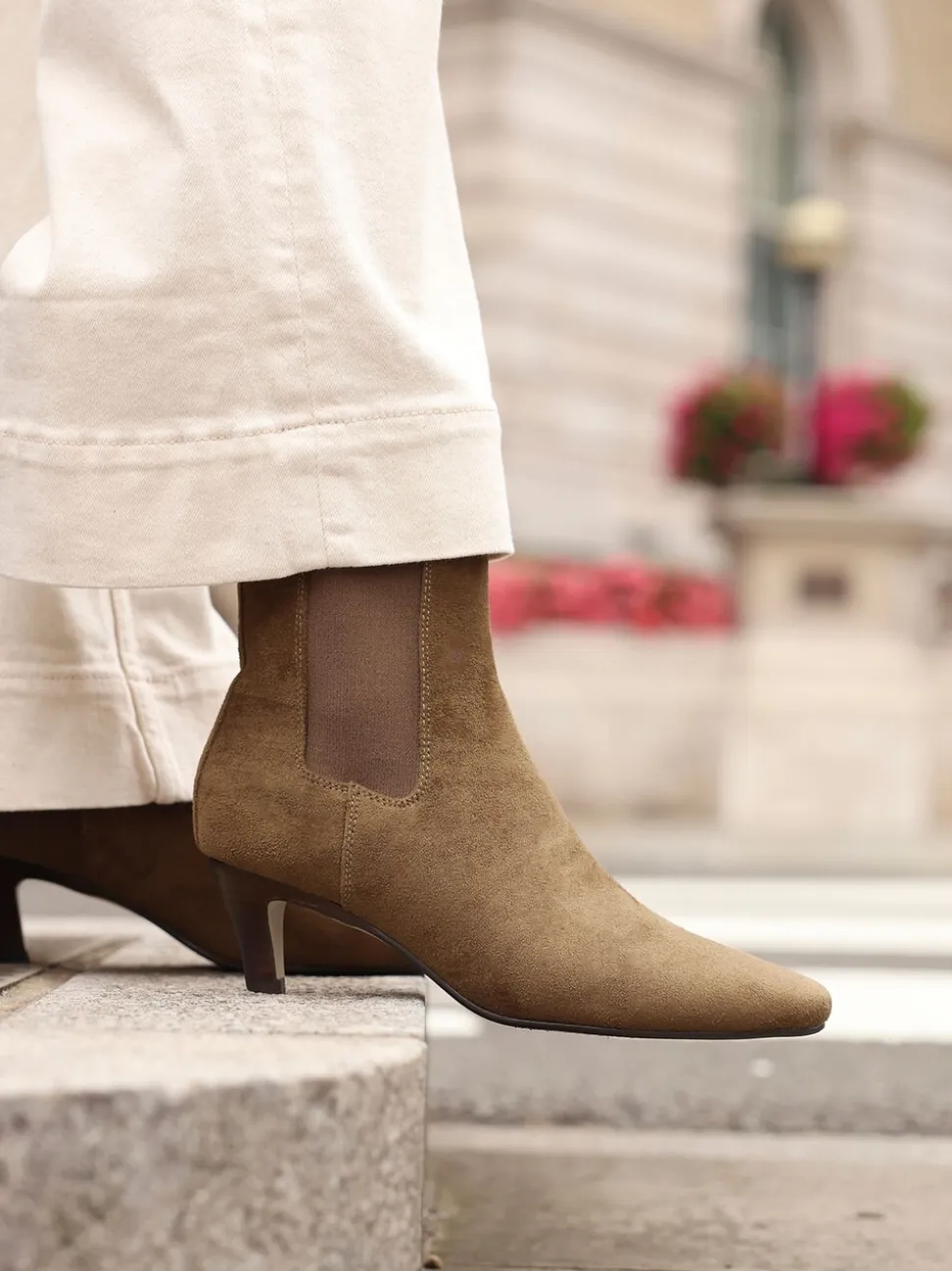 Natuurlijk - Linzi Ritual Kitten Heeled Chelsea Boots