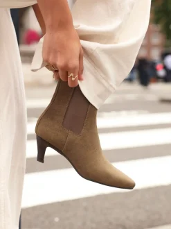 Natuurlijk - Linzi Ritual Kitten Heeled Chelsea Boots