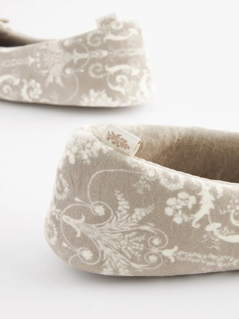 Nertsgrijs/bruin - Laura Ashley ballerina pantoffels