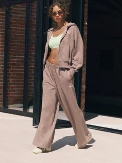 Nertsgrijs/bruin - self. joggingbroek met wijde pijpen