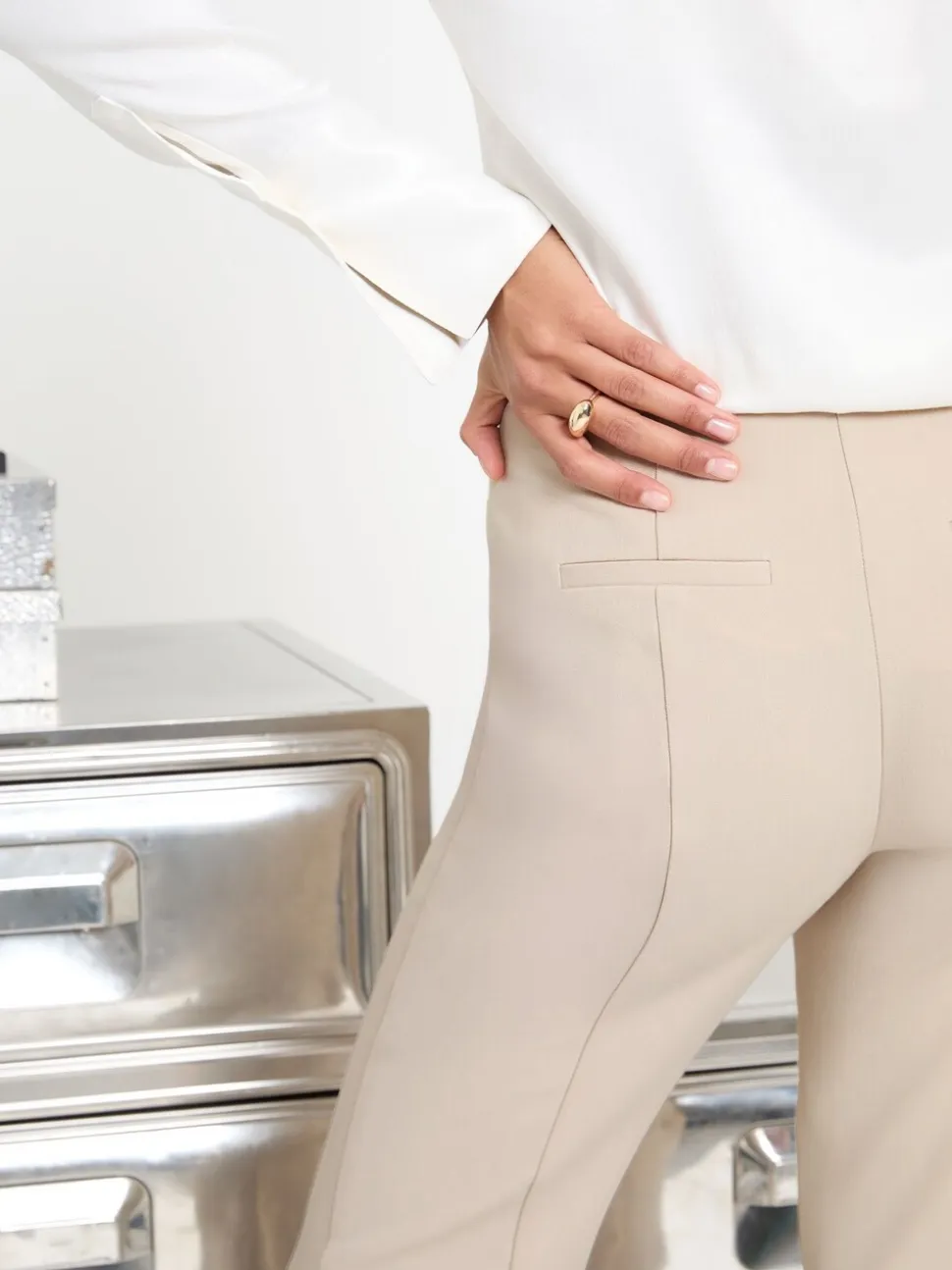 Neutraal - Friends Like These Premium Bootcut Seam Detail Tailored Trousers