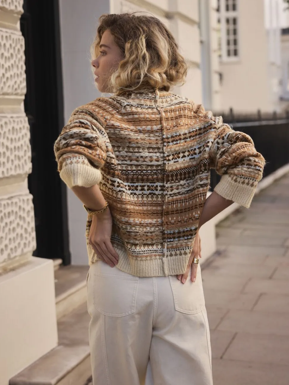 Neutraal - Stand Neck Fairisle Pattern Stitch Knitted Jumper