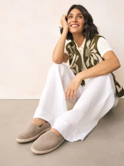 Neutraal - Suède espadrilles met dichte neus