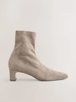 Neutraal taupe - Chisel Toe Block Heel Sock Boots