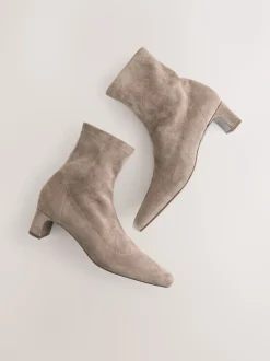 Neutraal taupe - Chisel Toe Block Heel Sock Boots