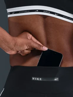 Nike One 5 Inch Seamless Front Shorts
