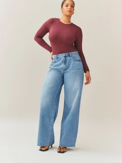 Normaal blauw - Jeans met zandloperpasvorm en wijde pijpen
