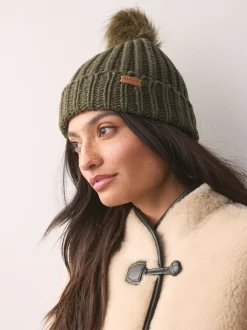 Olijfgroen - Barbour® Saltburn beanie-muts met pompon