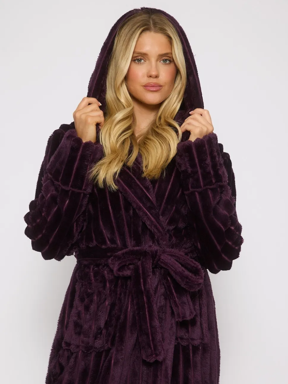 Paars - Loungeable Plush Ridged Fleece Midi Hooded Dressing Gown